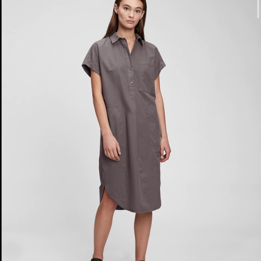Gap pop over dress! Gray collared button down dress size medium
